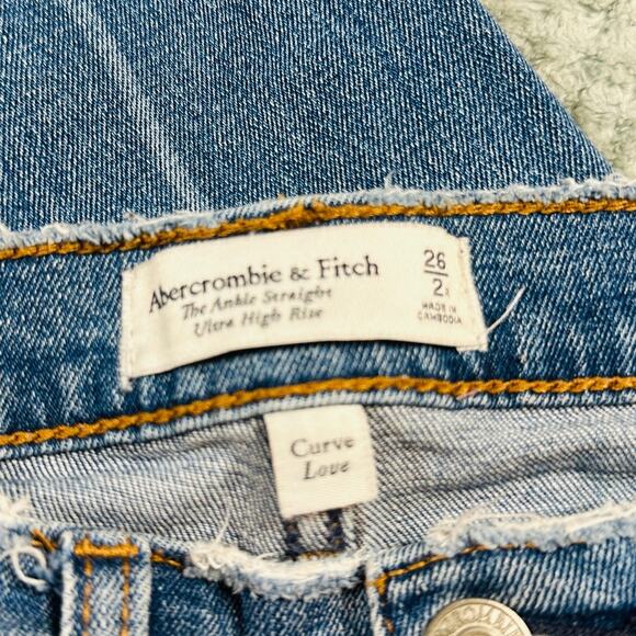 ABERCROMBIE & FITCH blue ankle straight ultra high rise raw hem jeans 26/2R - Picture 3 of 5